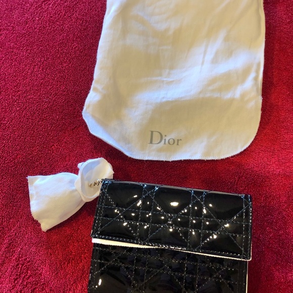 Brand NEW Lady Dior Wallet - Picture 6 of 15